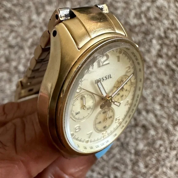 Fossil Gold Toned Watch - Picture 3 of 13